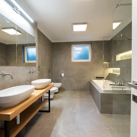 Visore - Renea Apartman