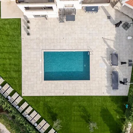 Visore - Renea أوباتيا